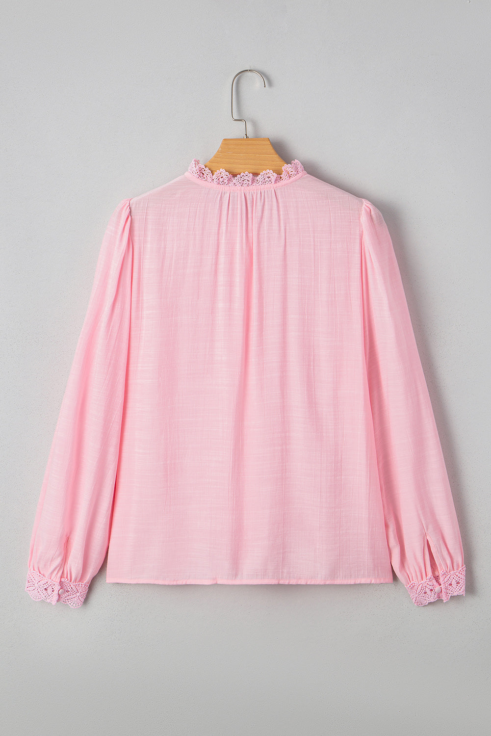 Blusa Rosa Cuello Encaje