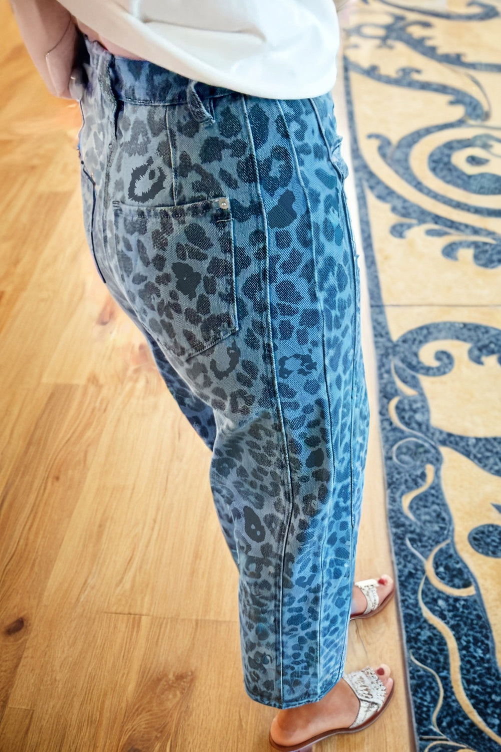 Pantalón Vaquero Azul Cielo Animal Print
