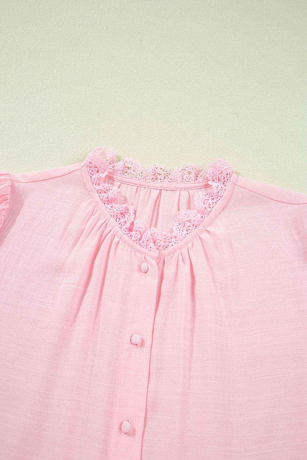 Blusa Rosa Cuello Encaje