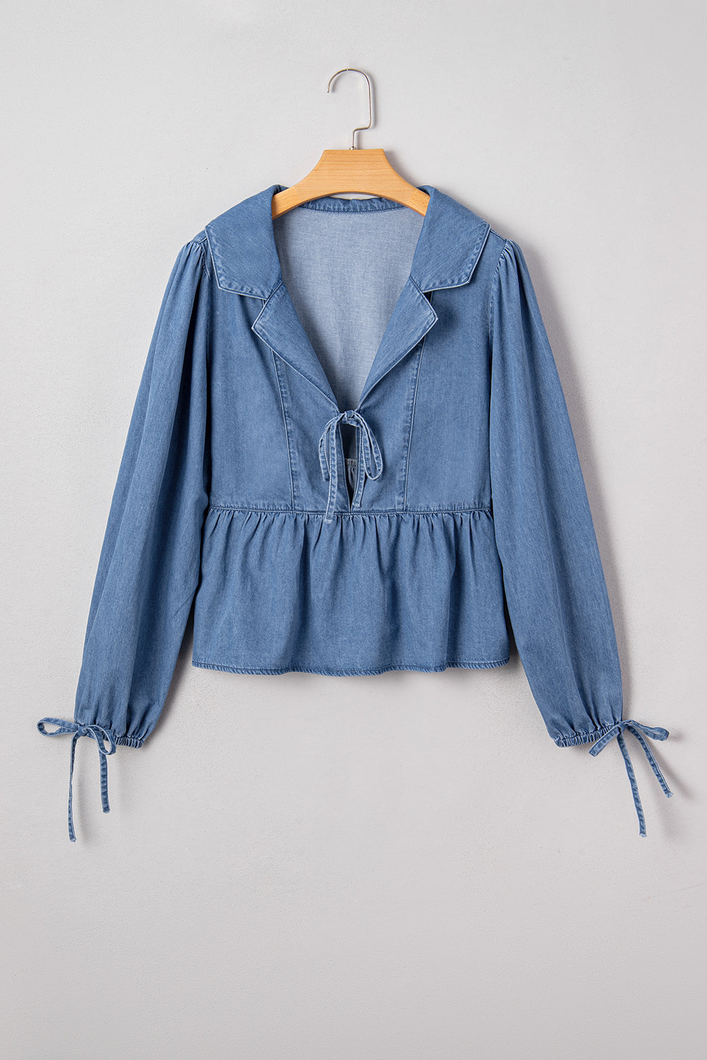 Blusa Azul Corte con Volante