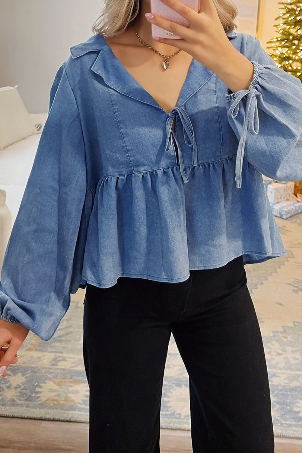 Blusa Azul Corte con Volante