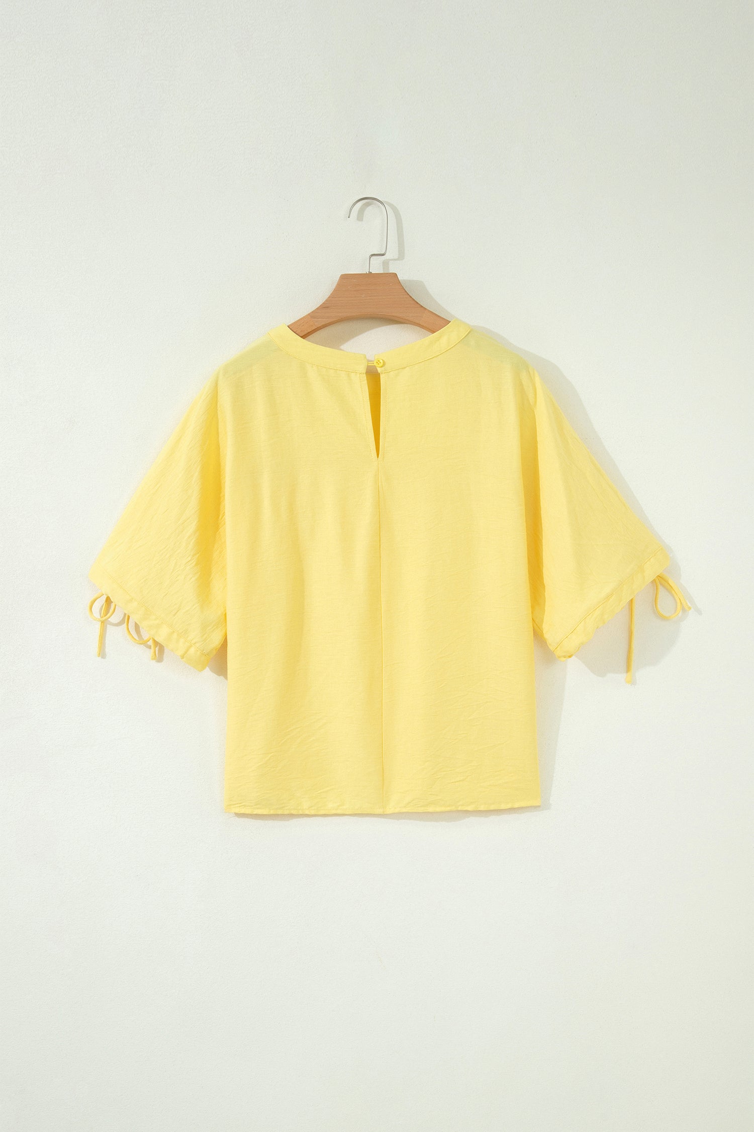 Blusa Amarilla con Lacitos
