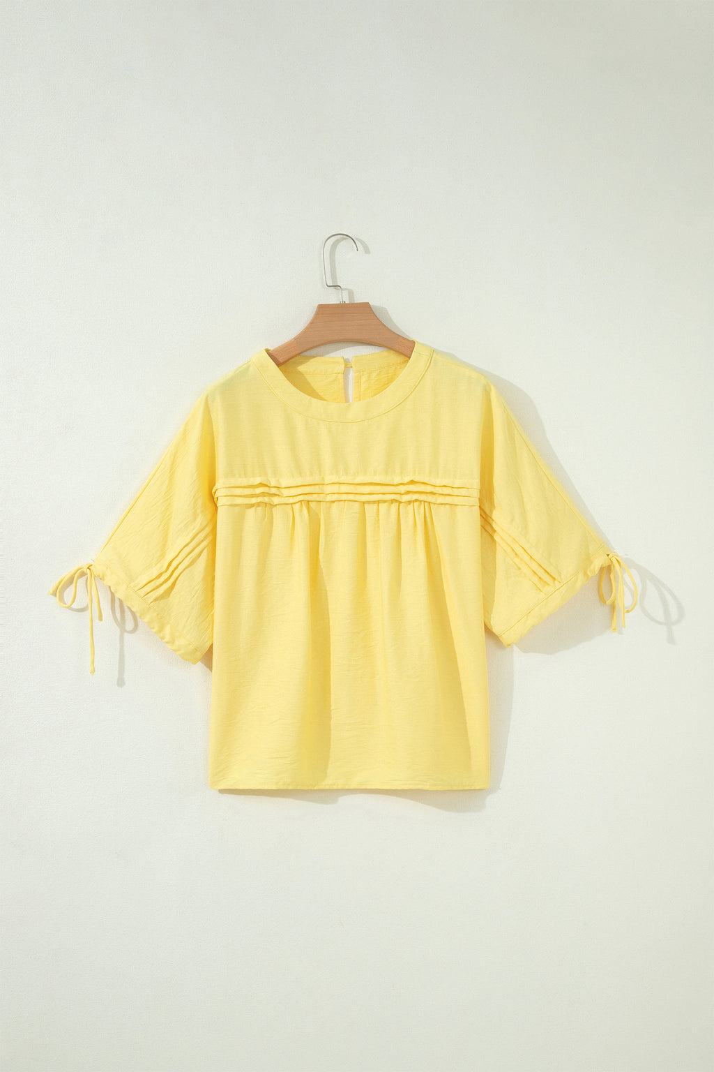 Blusa Amarilla con Lacitos